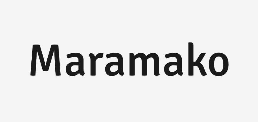 Логотип Maramako: текстовая надпись гротеском Signika, без графических знаков.